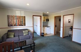 Kitchenette with double hob